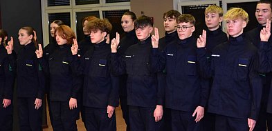 Nowodworek. Uczniowie LO z klasy mundurowej złożyli uroczyste ślubowanie / ZDJĘCIA