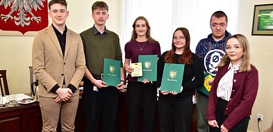 Młodzieżowa Rada Powiatu Tucholskiego ma nowe logo. Kto je zaprojektował?