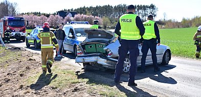 Uwaga! Zderzenie dwóch samochodów między Tucholą a Łyskowem. Można spodziewać się