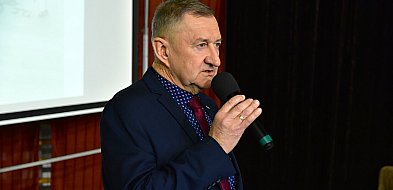 Roman Chmara idzie na emeryturę. Szkoła w Bysławiu szuka nowego dyrektora