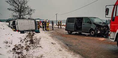 AKTUALIZACJA: 9 osób poszkodowanych w wypadku dwóch busów w Śliwicach / ZDJĘCIA