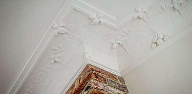 Gdzie najlepiej sprawdzi się sztukateria sufitowa?