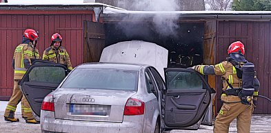Tuchola, Warszawska. Doszło do pożaru w garażu, ale reakcja była szybka / ZDJĘCIA
