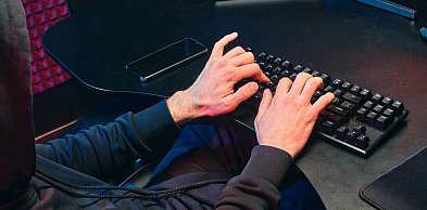 Zachowajmy czujność podczas zakupów w sieci