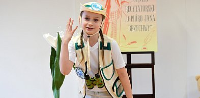 "O pióro Jana Brzechwy" i ponad 70 recytatorów z powiatu / DUŻO ZDJĘĆ