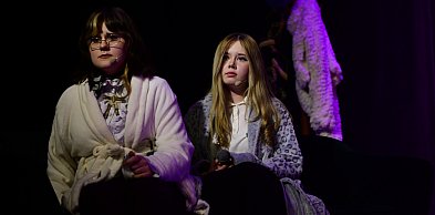 Morderstwo trzech kobiet w Tucholi. Masque z liceum na scenie! RECENZJA / FOT