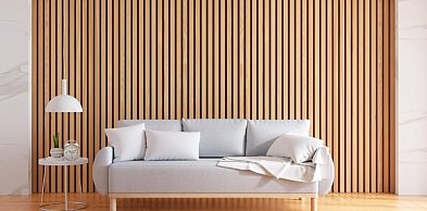 Jak panele lamelowe na ścianach wpływają na akustykę i atmosferę w pomieszczeniu?