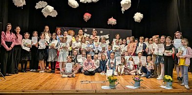 "Wiosenne recytowanie" pochłonęło B-CKiP Gminy Lubiewo