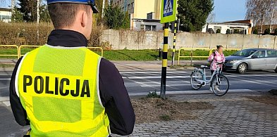 Tucholscy policjanci czuwali nad bezpieczeństwem pieszych-24560