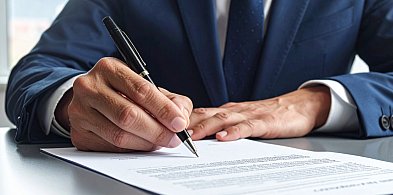 Plan wyjścia z długów – jak bezpiecznie przejść postępowanie i ochronić budżet...-24611