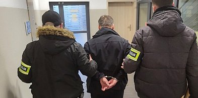 Gm. Cekcyn: 58-latek zatrzymany za narkotyki, papierosy oraz tytoń bez akcyzy-25092