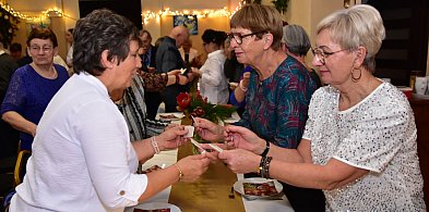 Gmina Gostycyn: Spotkanie wigilijne osób starszych i działających na ich rzecz-25323