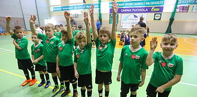 Tuchola. Najmłodsi dali sportowy przykład dobra - wsparli WOŚP