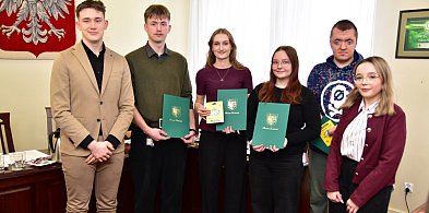 Młodzieżowa Rada Powiatu Tucholskiego ma nowe logo. Kto je zaprojektował?