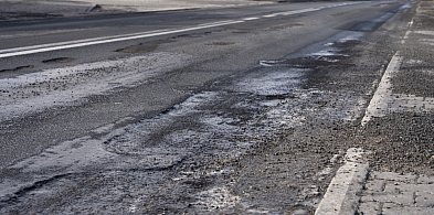 Kiedy w końcu wyremontują drogę w Bysławiu?! Drogowcy czekają na... zadanie gminy