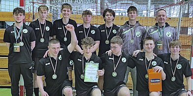 Tucholscy leśnicy najlepsi w piłkę nożną halową! Technikum MA ZŁOTO!