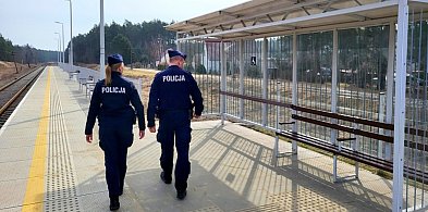 Tucholscy policjanci obserwują infrastrukturę kolejową. A jak wygląda akcja w...?