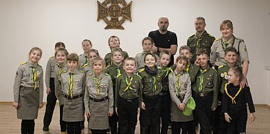 Trop dziennikarz. Harcerze chcieli poznać nasz zawód. Zasypali Tygodnik pytaniami
