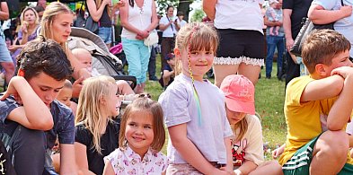 Park w Kęsowie wypełniony całym rodzinami. Para klaunów nadała ton imprezie! FOT
