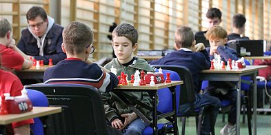 Tuchola. Turniej szachowy, dart, kręgle i tenis stołowy - dla Niepodległej-24497