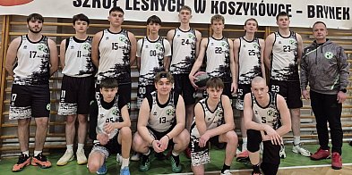 Bronią mistrzostwo! Tucholski leśnik dominuje pod koszem w mistrzostwach Polski