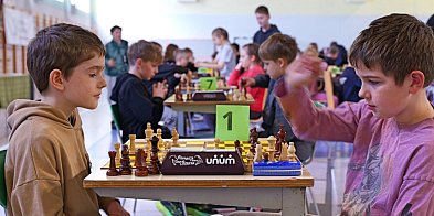 3. edycja Powiatowego Turnieju Szachowego "Szachy z Januszem Korczakiem" / ZDJĘCIA