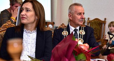 Tuchola: Wynagrodzenie burmistrza w górę. Co z pozostałymi urzędnikami?-24341