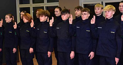 Nowodworek. Uczniowie LO z klasy mundurowej złożyli uroczyste ślubowanie / ZDJĘCIA