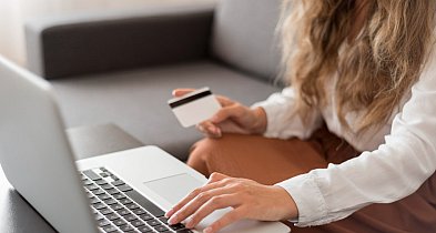 GLS zwrot – jak poprawnie wykonać zwrot GLS paczki i nadać zwrot GLS krok po kroku