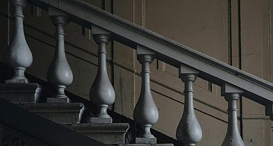 5 rzeczy, które odróżniają profesjonalnego producenta tralek betonowych od...