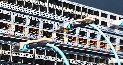 Jak samodzielnie wstępnie zdiagnozować usterkę firmowej instalacji światłowodowej?