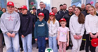 OSP Zielonka z zarządem, młodzieżową drużyną i widokiem na rozbudowę remizy + FOT