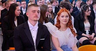 Absolwenci technikum żegnają w ZSLiT w Tucholi / ZDJĘCIA