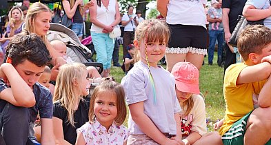 Park w Kęsowie wypełniony całym rodzinami. Para klaunów nadała ton imprezie! FOT