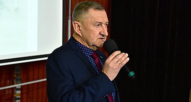 Roman Chmara idzie na emeryturę. Szkoła w Bysławiu szuka nowego dyrektora