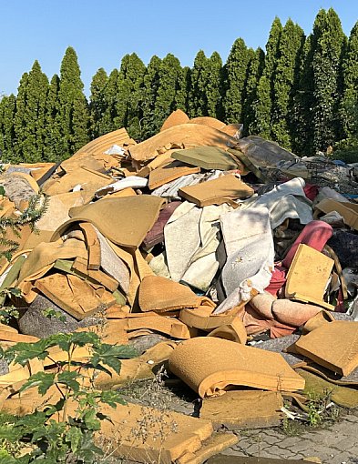 Centrum Cekcyna. Prawie 300 tys. zł za wywiezienie cudzych odpadów...-24159