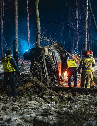 Piątek trzynastego. Tuchola - Świecie. Wypadek na DW240 koło Lubiewic / ZDJĘCIA