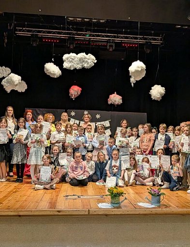 "Wiosenne recytowanie" pochłonęło B-CKiP Gminy Lubiewo