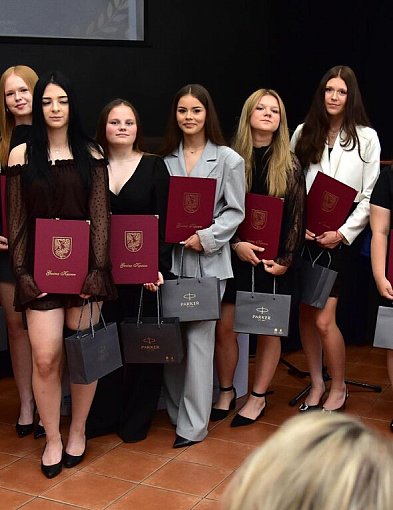 Gm. Kęsowo: Najlepsi ósmoklasiści odebrali nagrody wójta / ZDJĘCIA