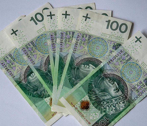 Alimenciarze zalegają miliardy złotych. Płacimy za nich wszyscy-24306