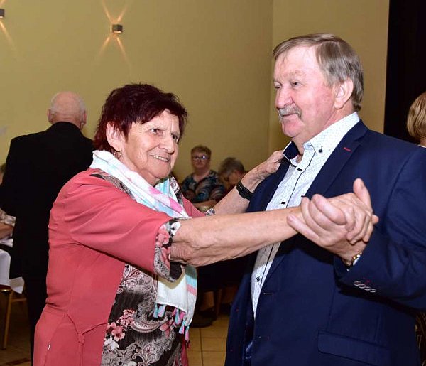 Lubiewo: Taneczny Dzień Seniora / ZDJĘCIA-24575