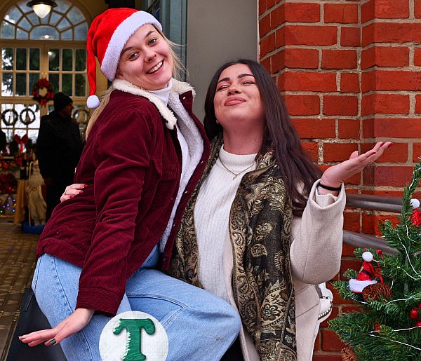 Dworzec w Tucholi tętni życiem! Kiermasz świąteczny 7 grudnia / ZDJĘCIA-25062