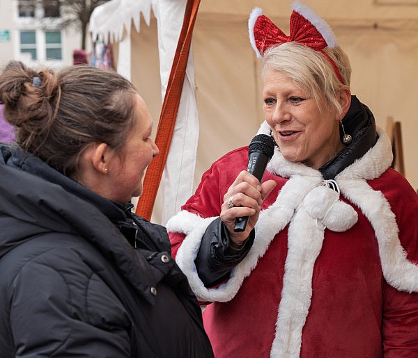 TUCHOLA: Borowiacki Jarmark Bożonarodzeniowy – dzień II / ZDJĘCIA-25239