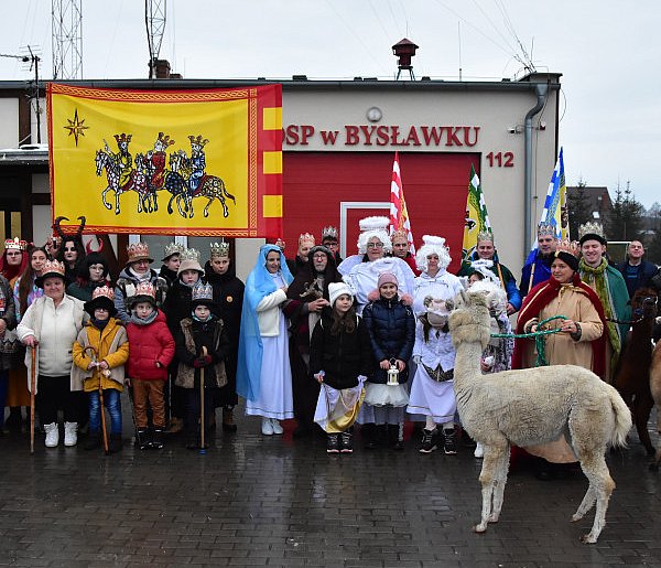 Tradycyjny Orszak Trzech Króli ponownie przejdzie ulicami Bysławka / ZAPOWIEDŹ-25489