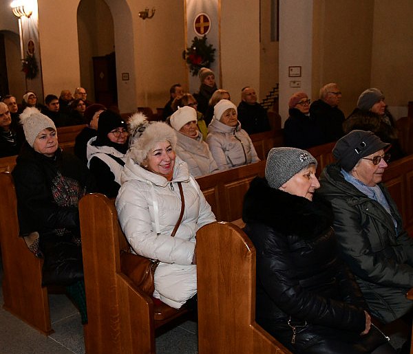 Tuchola: Koncert jak modlitwa. Świąteczna Camerata wystąpiła w Bożym Ciele / FOTO-25600