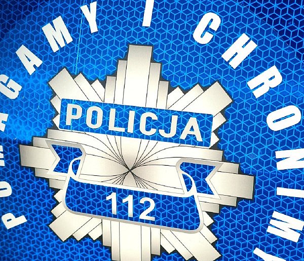 Bysław: W mroźną noc spacerowała w klapkach i cienkim sweterku-25636