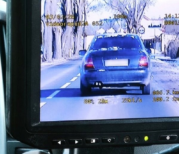 Powiat tucholski: Nieoznakowany radiowóz rejestrował poczynania kierowców