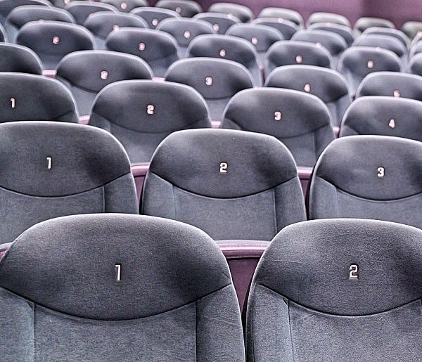 Marzec z kinem Sokół w Tucholi. Co na pierwsze danie? / REPERTUAR