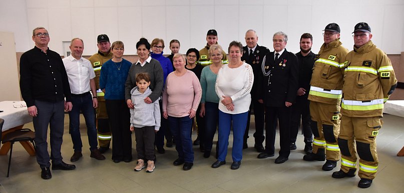 Minikowo: W czynie społecznym zadbali o akustykę w sali świetlicy wiejskiej / FOT