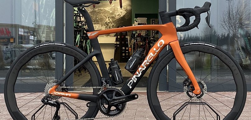 Technologie stosowane w rowerach Pinarello – aerodynamika, karbon i wyścigowe DNA
